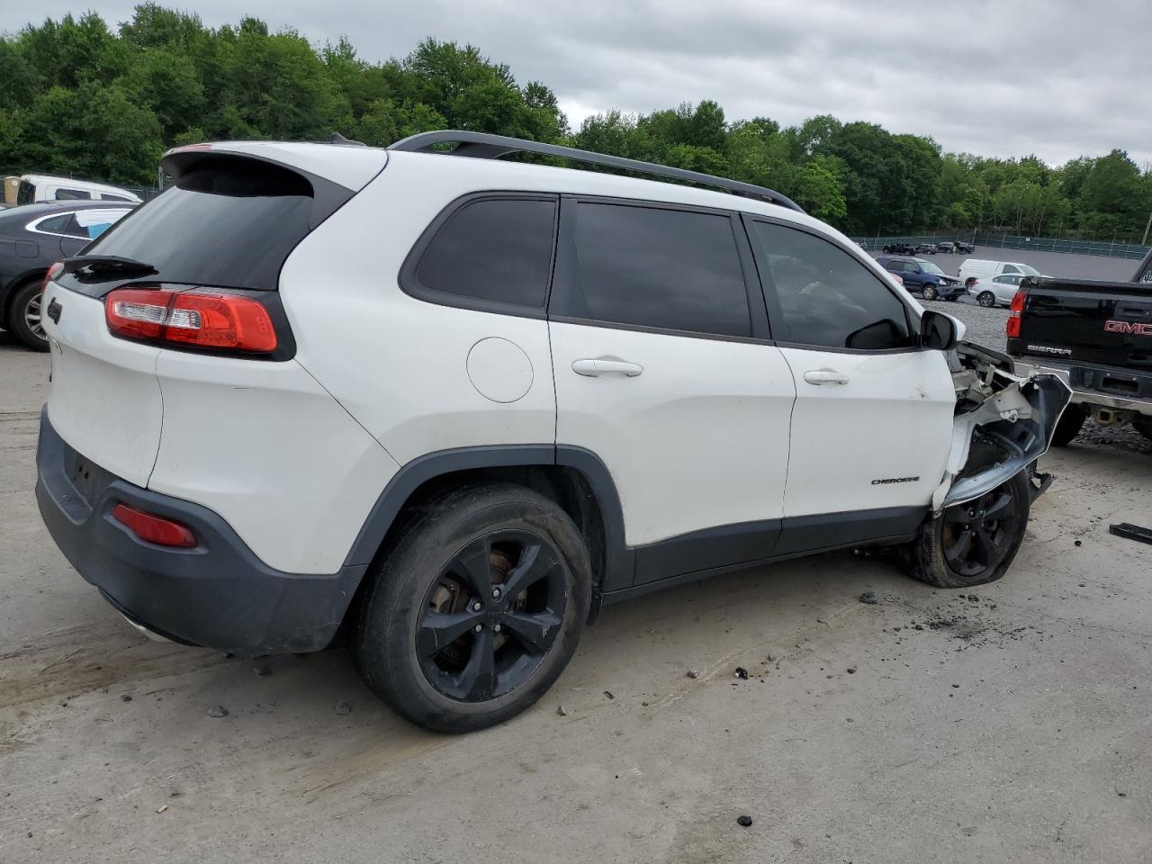 2015 Jeep Cherokee Latitude - zdjęcie 3