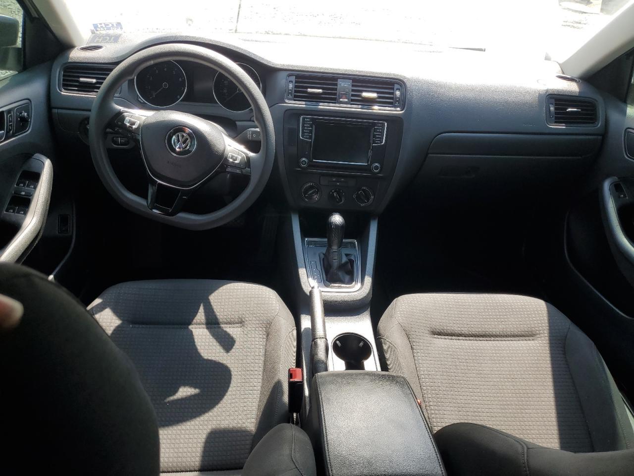 2016 Volkswagen Jetta S - zdjęcie 8