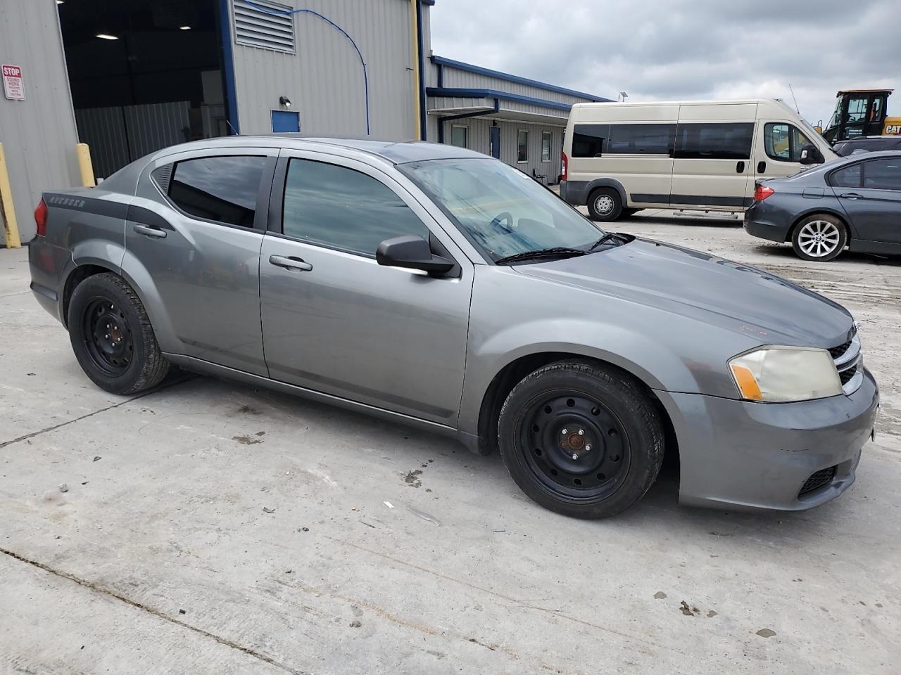 2013 Dodge Avenger Se - zdjęcie 4