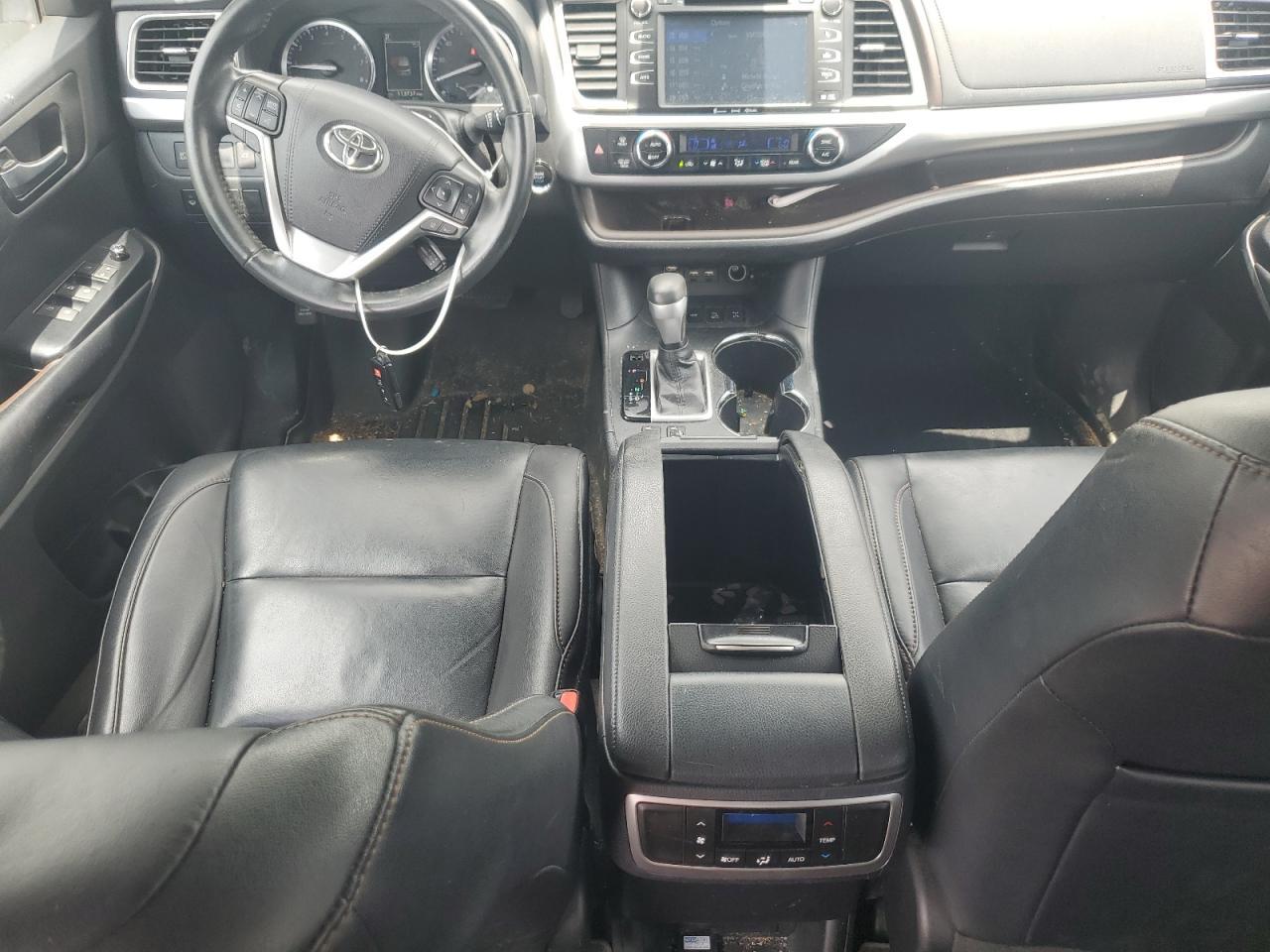 2019 Toyota Highlander Se - zdjęcie 8