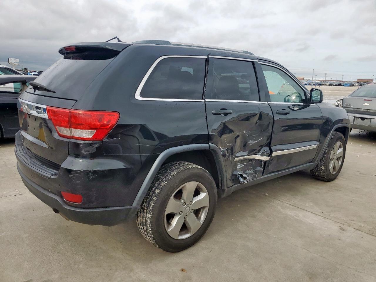 2014 Jeep Grand Cherokee Laredo - zdjęcie 3