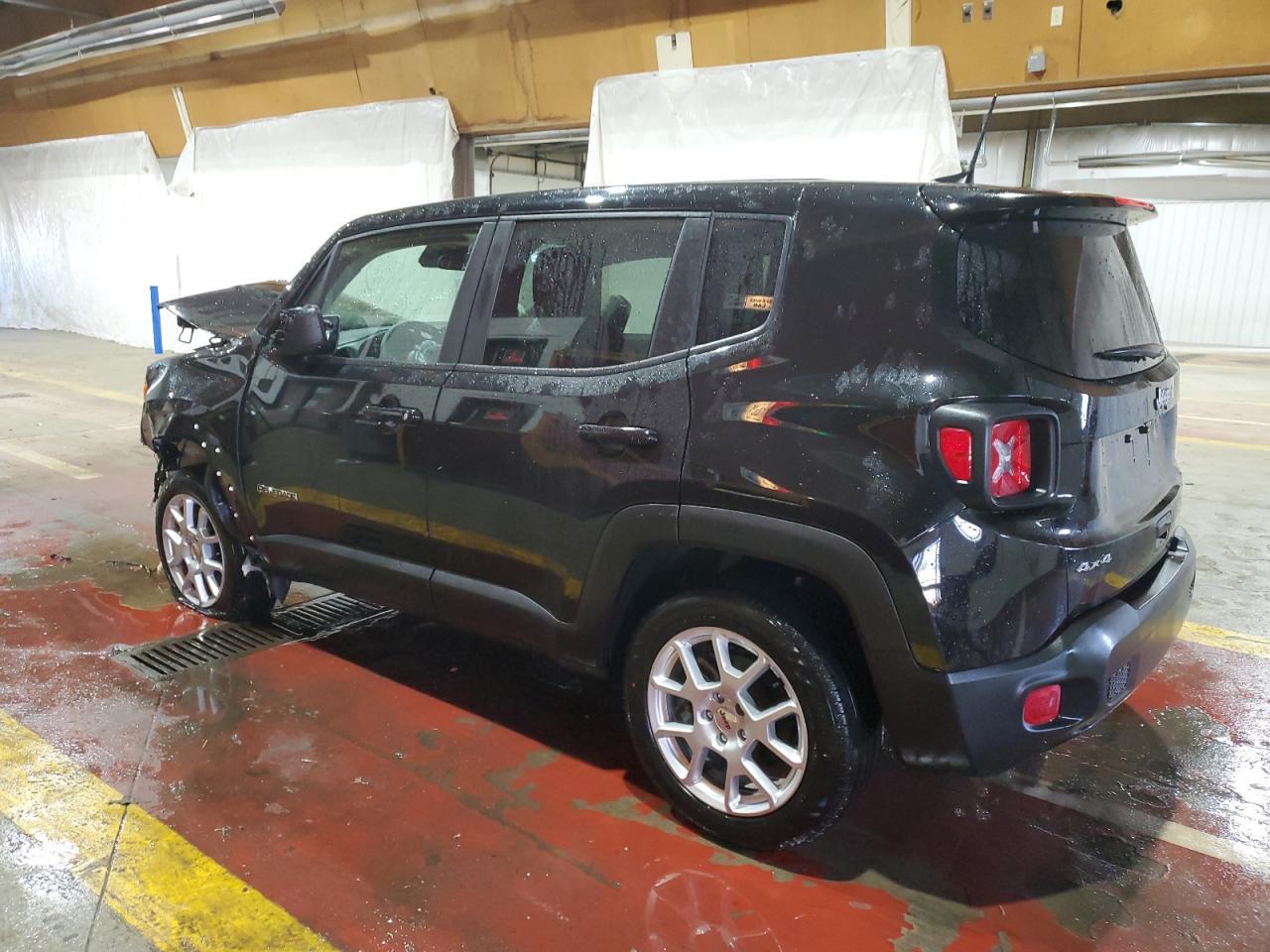 2023 Jeep Renegade Latitude - zdjęcie 2