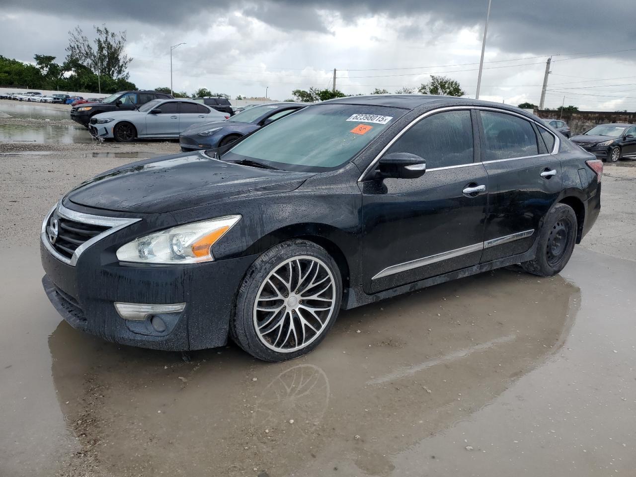 2015 Nissan Altima 2.5 - zdjęcie główne