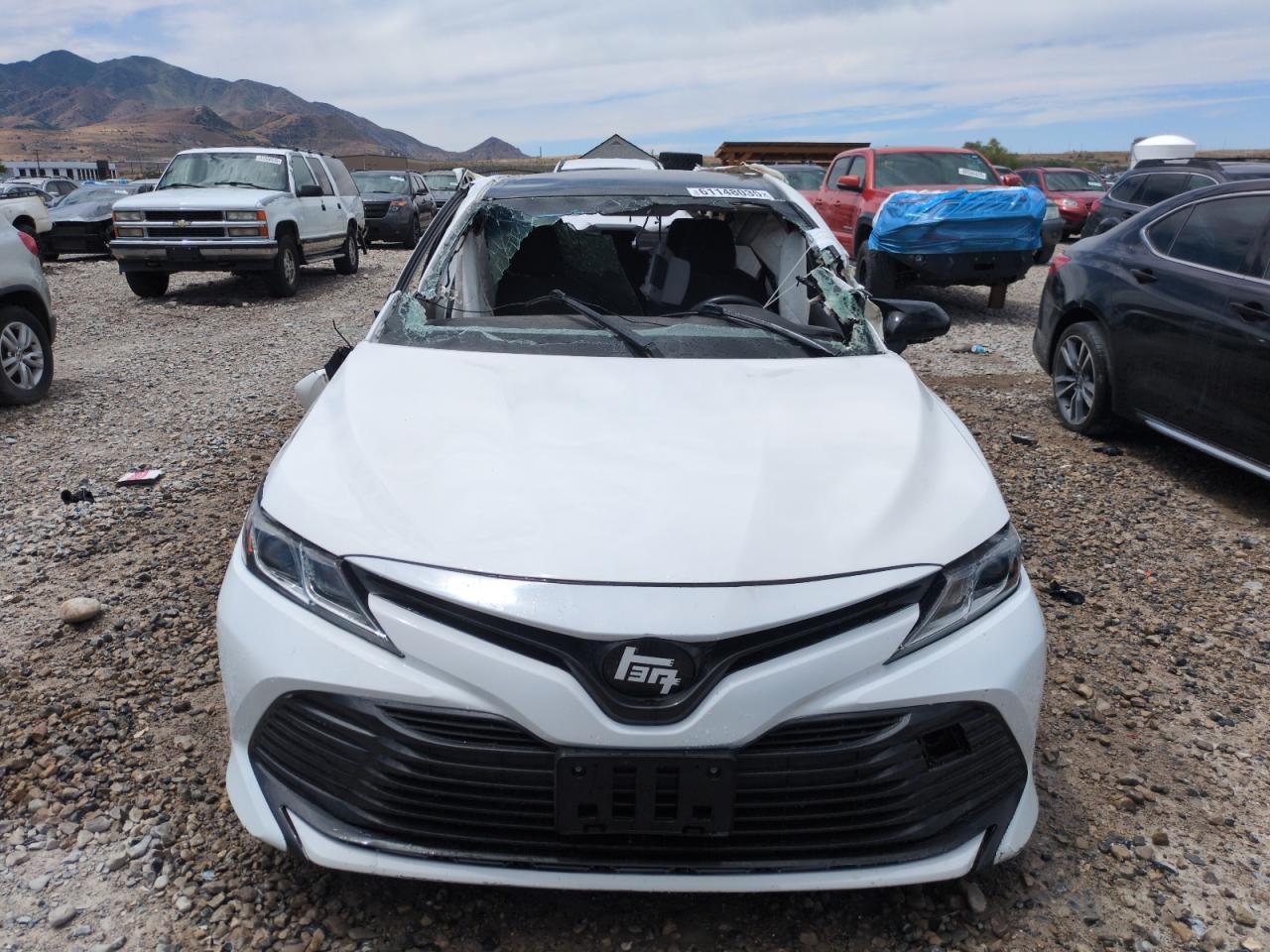 2018 Toyota Camry Le - zdjęcie 5