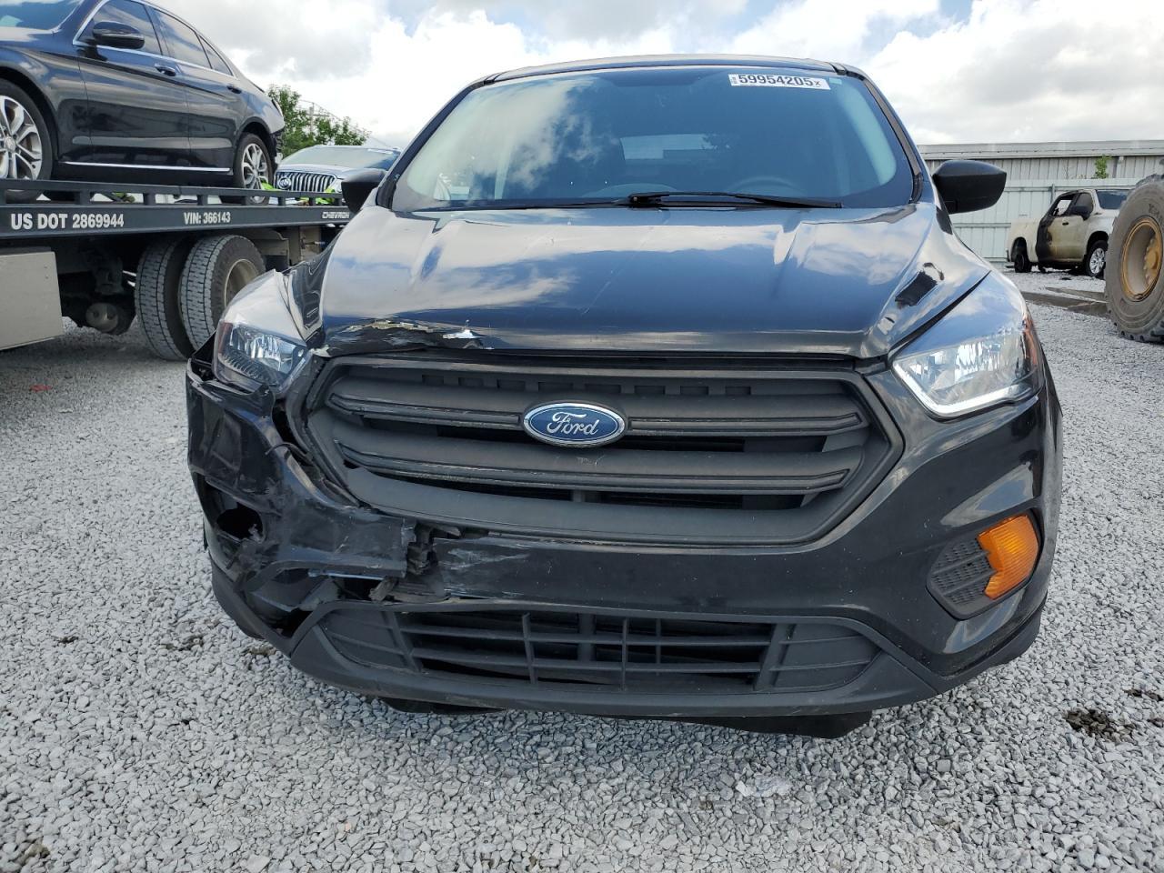 2017 Ford Escape S - zdjęcie 5