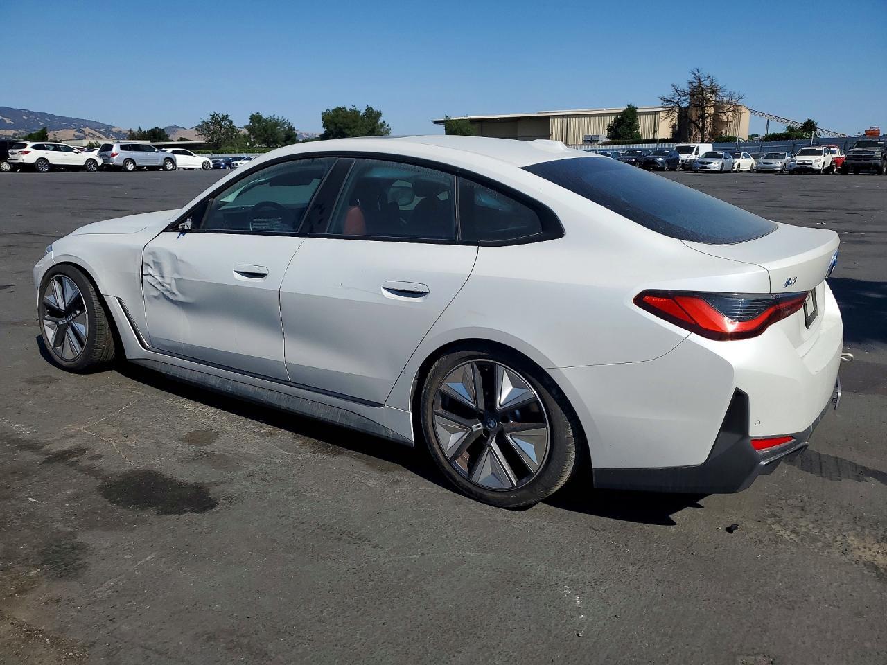 2023 BMW I4 Edrive 40 - zdjęcie 2