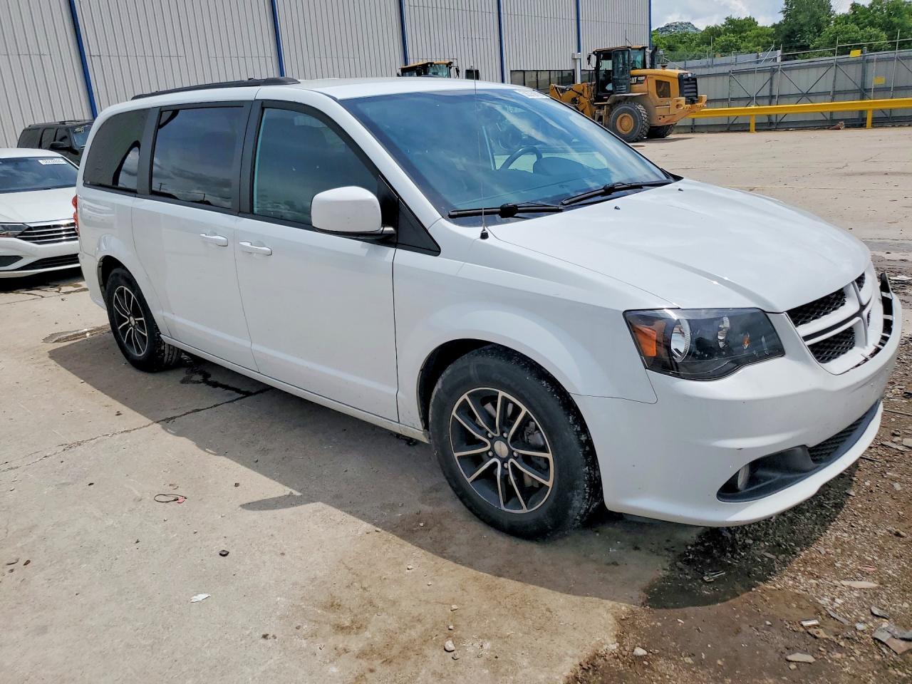 2018 Dodge Grand Caravan Gt - zdjęcie 4