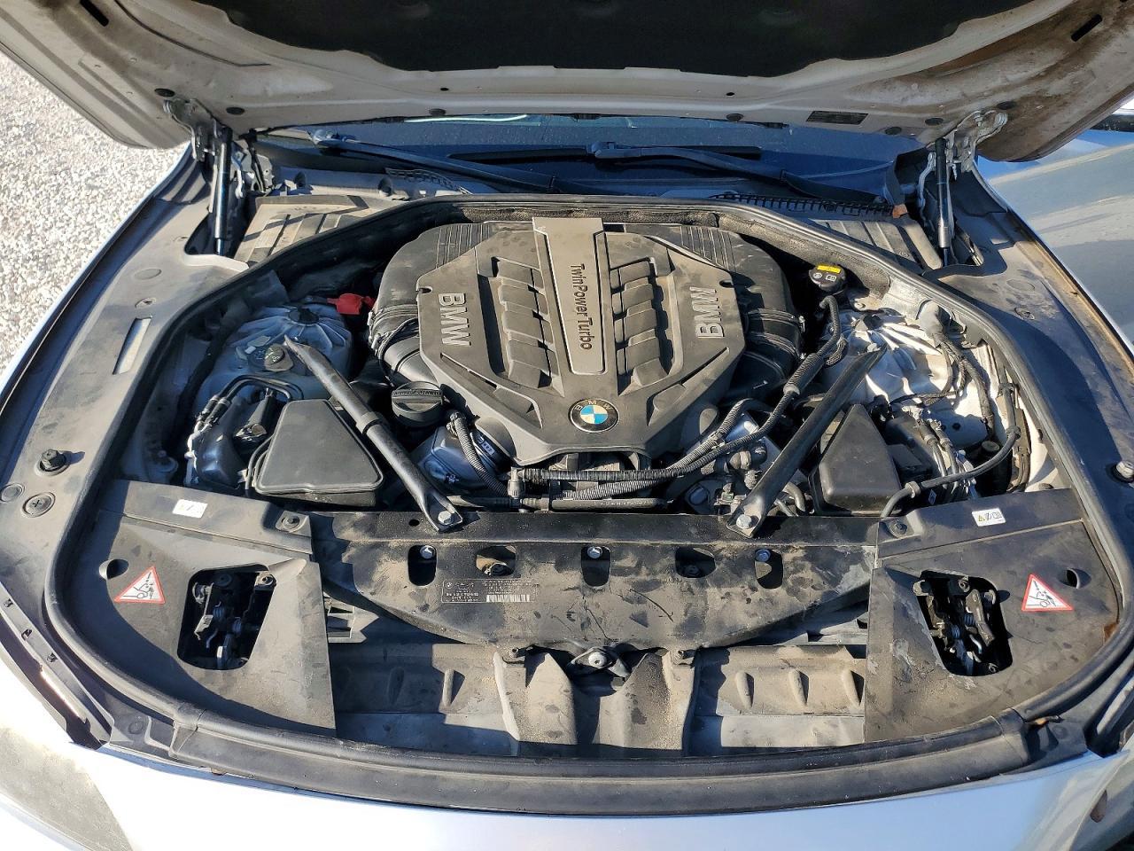2014 BMW 750 Li - zdjęcie 11