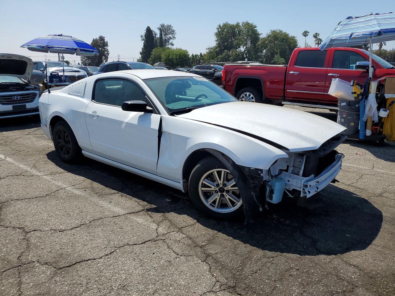 2014 Ford Mustang - zdjęcie 4