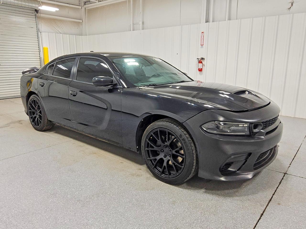2019 Dodge Charger R - zdjęcie 4