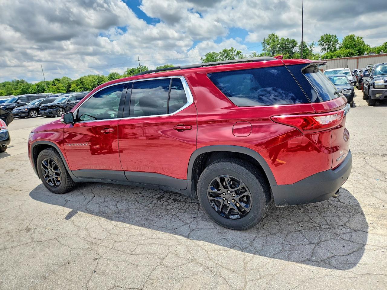 2019 Chevrolet Traverse Lt - zdjęcie 2