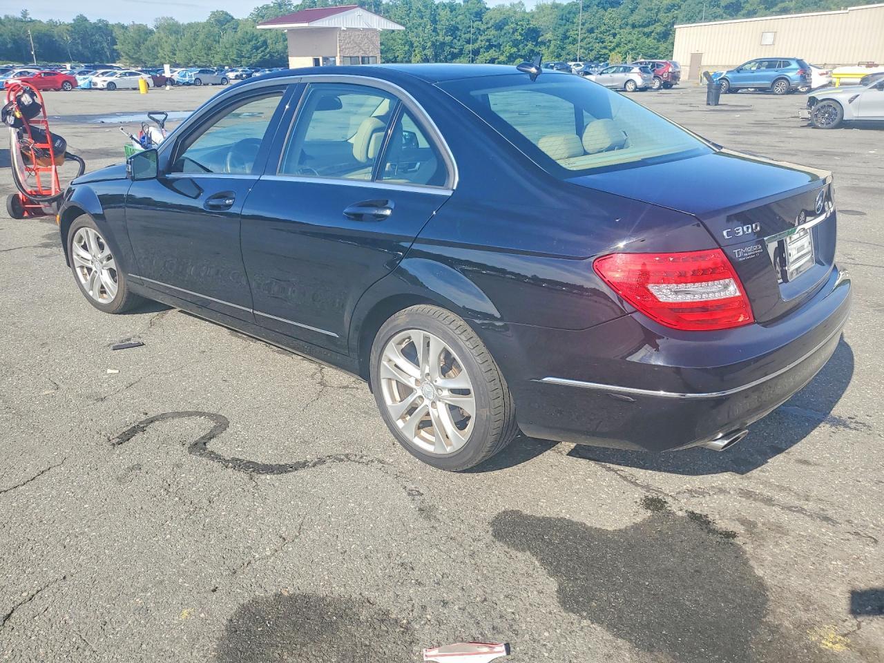2014 Mercedes-Benz C 300 4Matic - zdjęcie 2