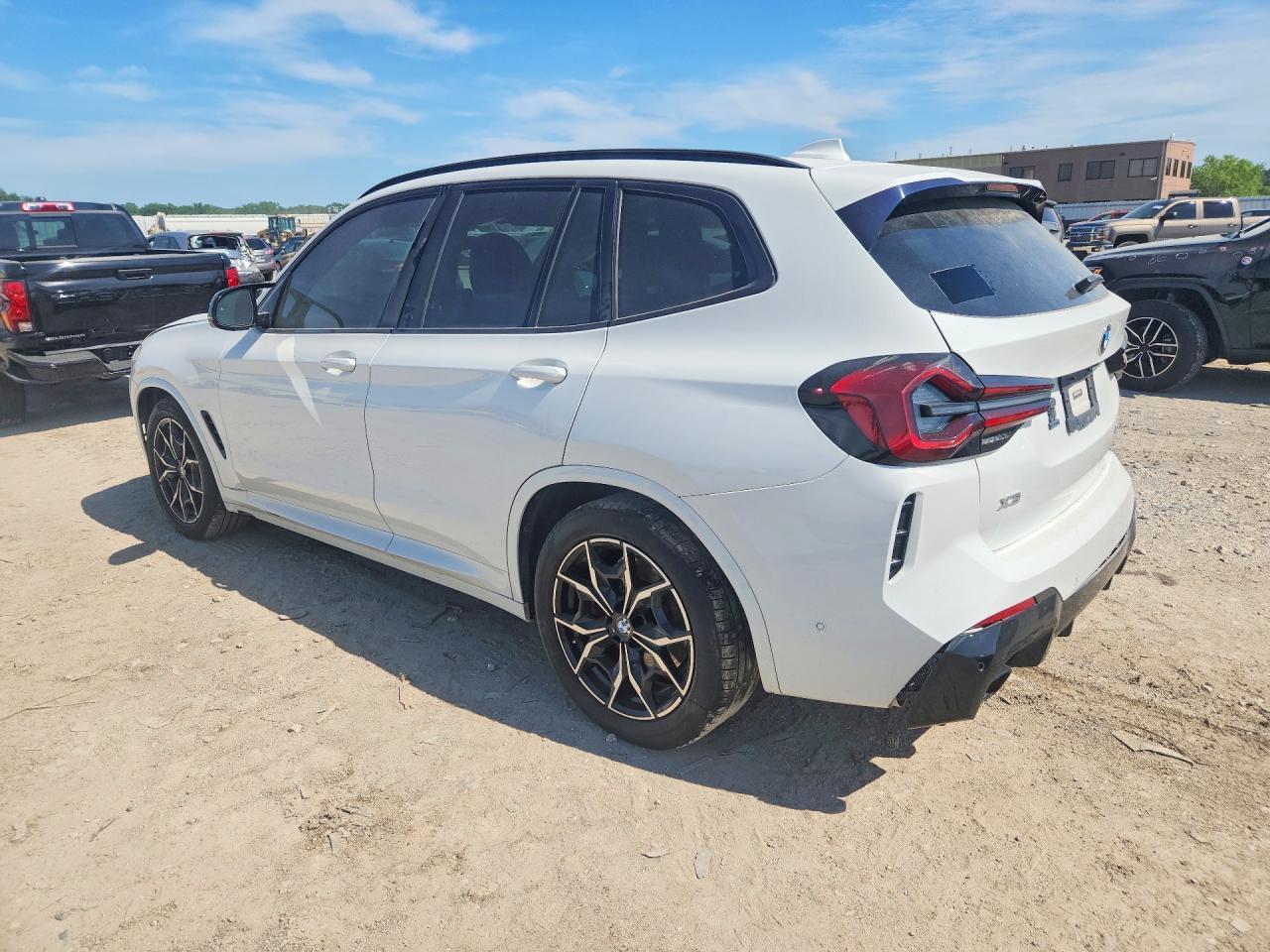 2022 BMW X3 M40I - zdjęcie 2