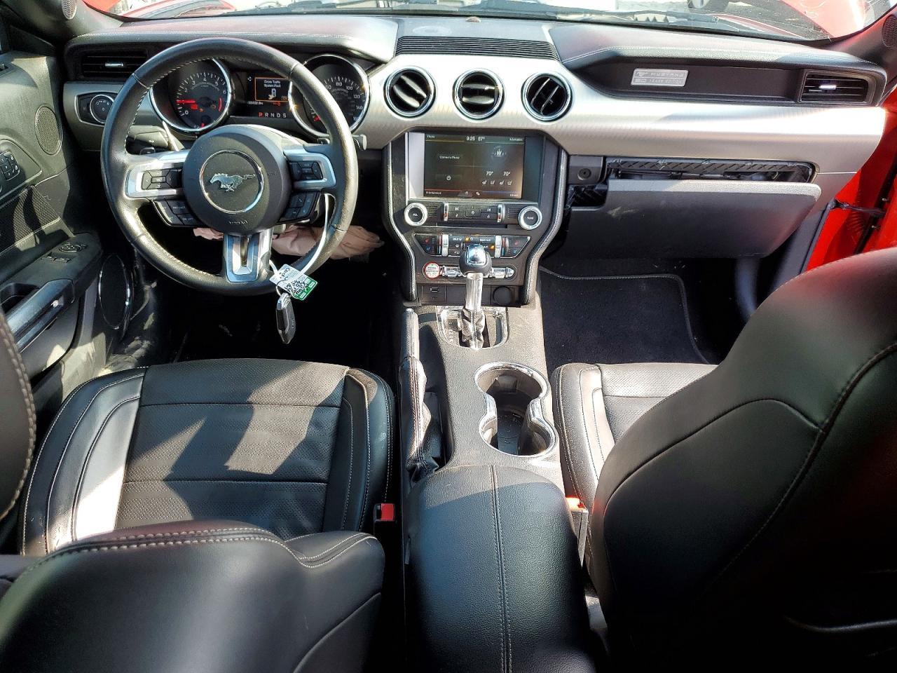 2015 Ford Mustang - zdjęcie 8