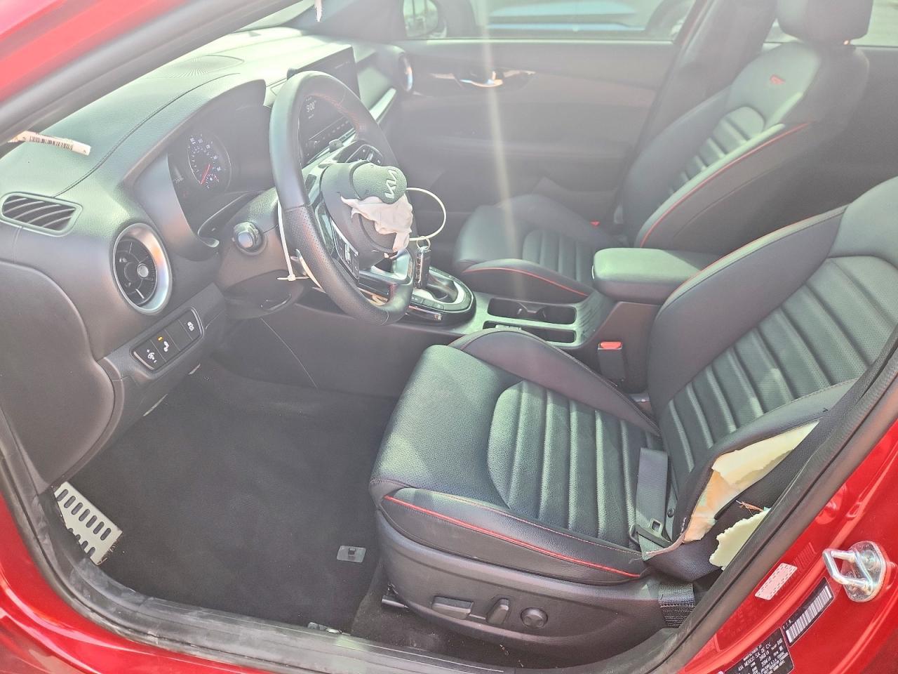 2024 Kia Forte Gt - zdjęcie 7