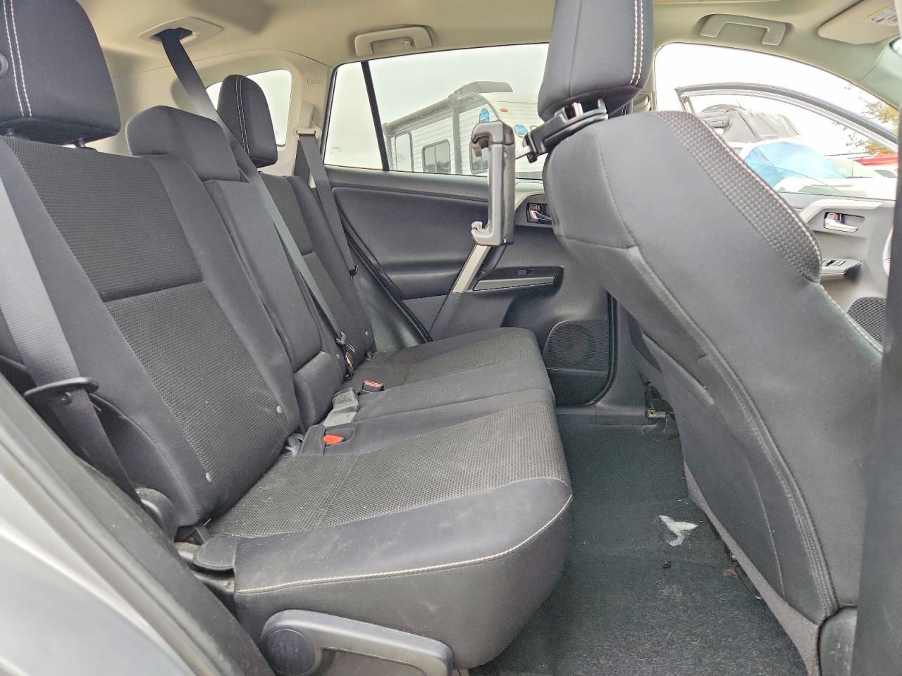 2017 Toyota Rav4 Xle - zdjęcie 11