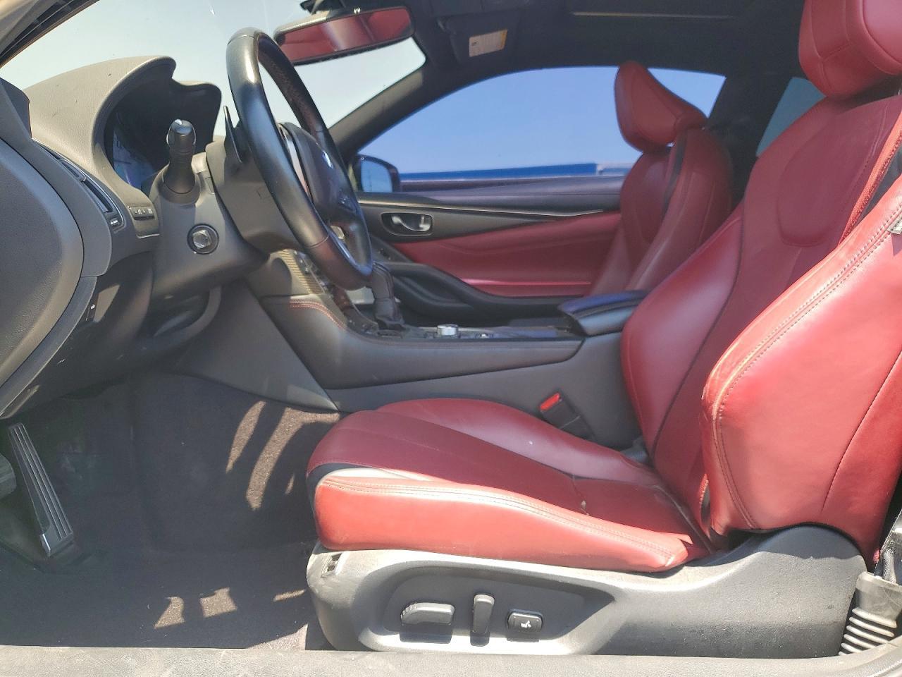 2021 Infiniti Q60 Red Sport 400 - zdjęcie 7