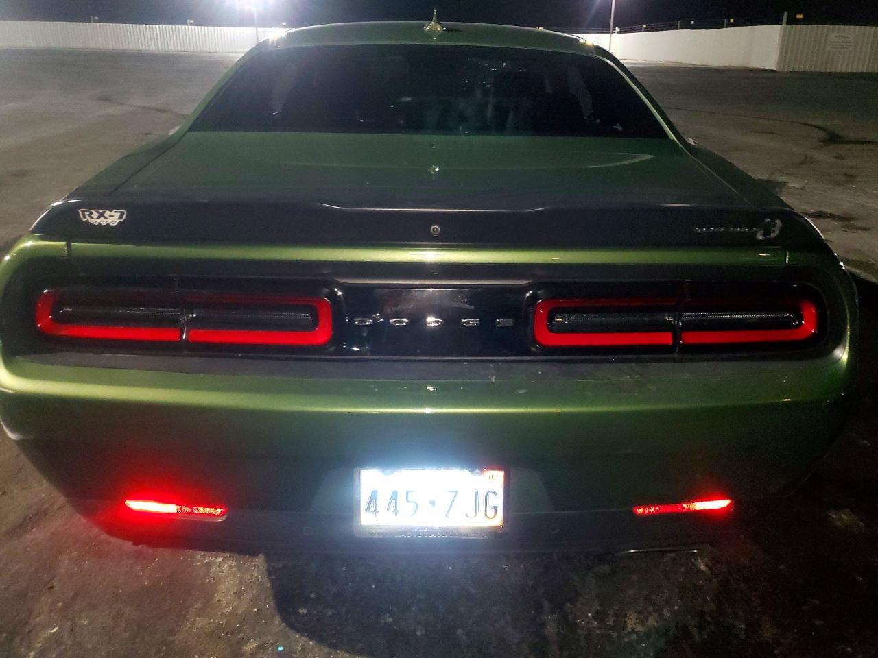 2022 Dodge Challenger R - zdjęcie 6