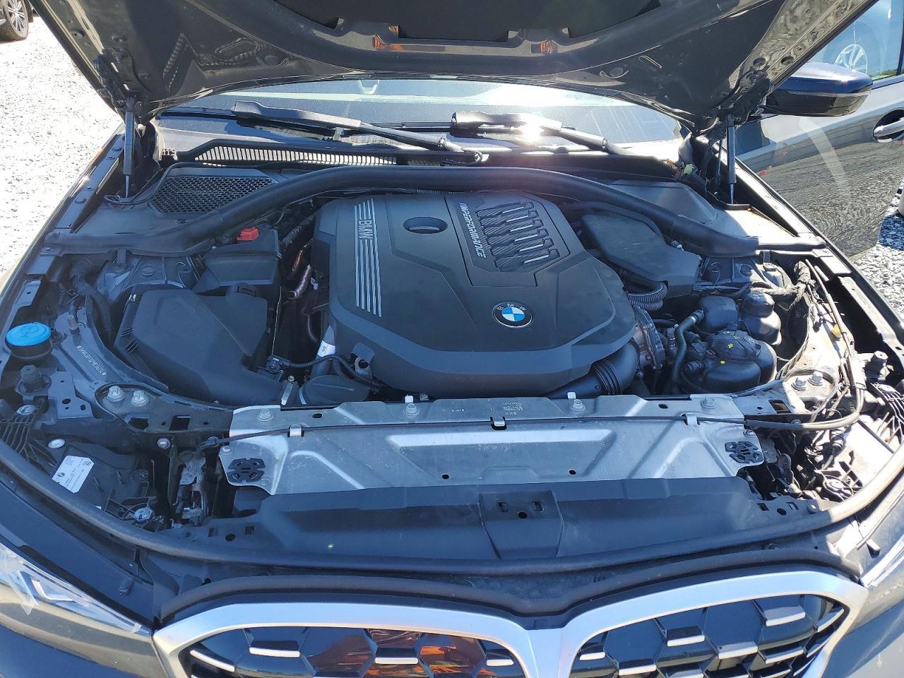2023 BMW M340Xi - zdjęcie 11