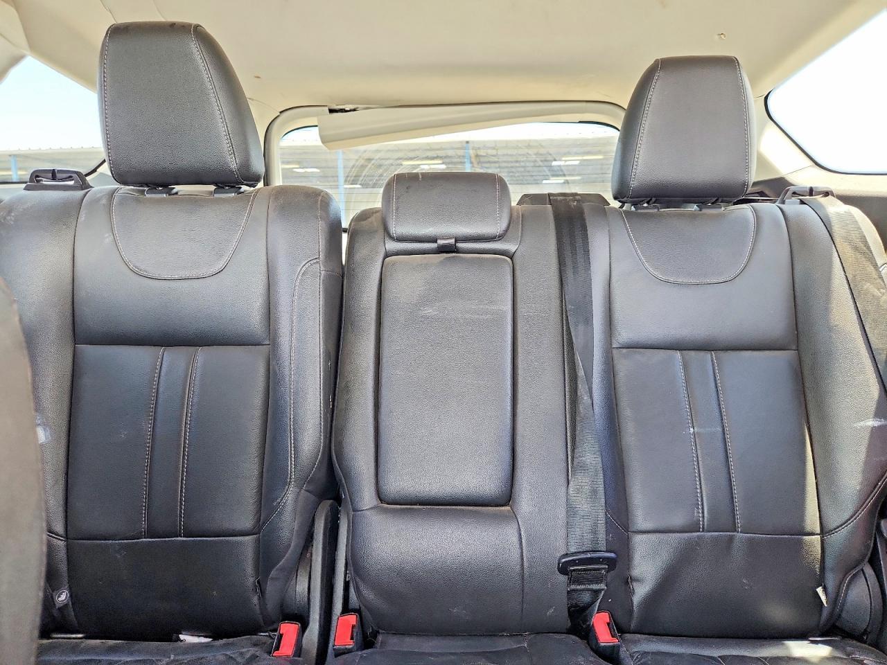 2013 Ford Escape Titanium - zdjęcie 10