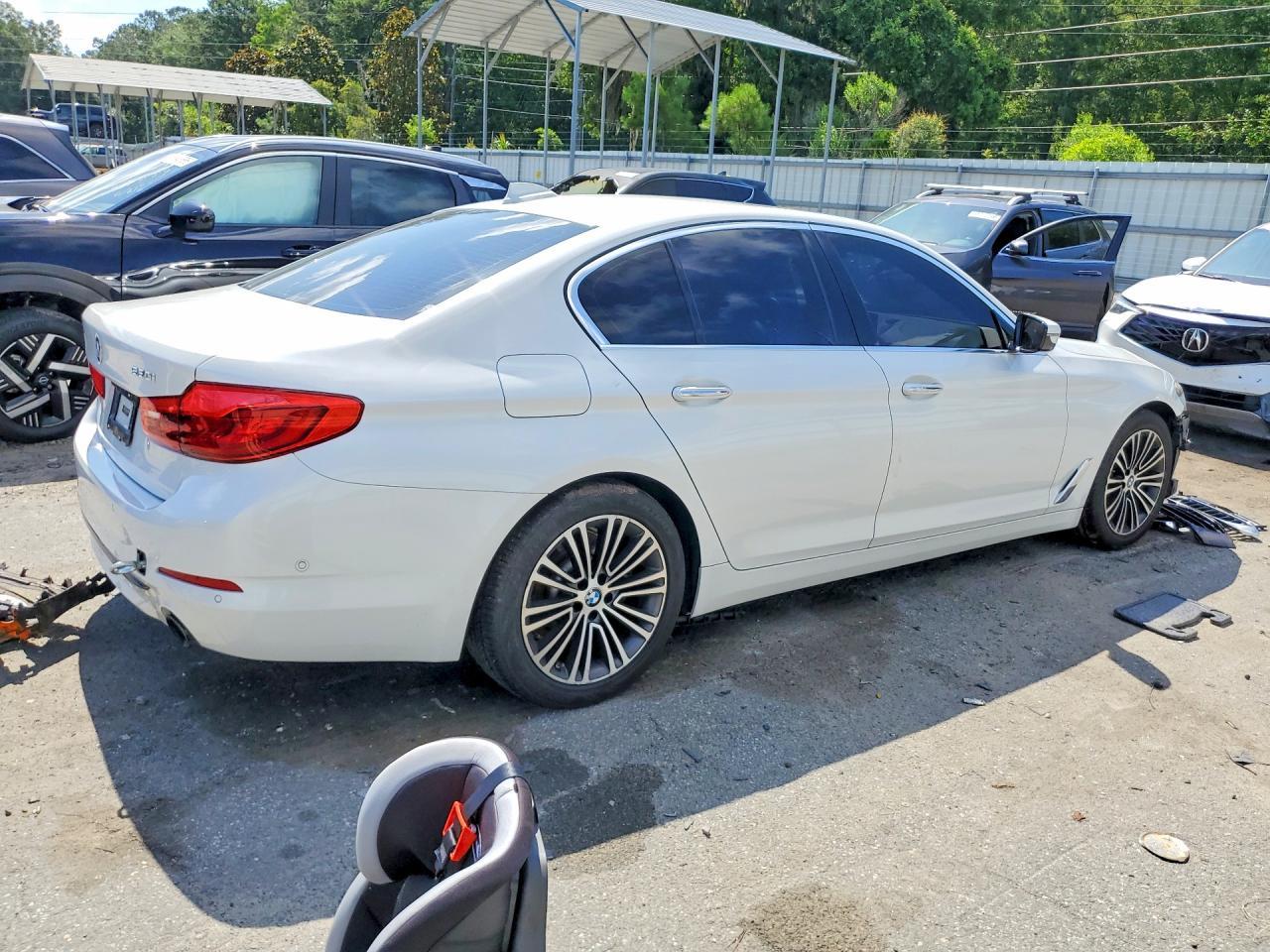 2017 BMW 530 I - zdjęcie 3