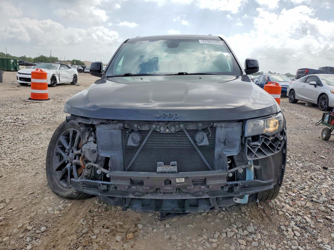 2020 Jeep Grand Cherokee Laredo - zdjęcie 5