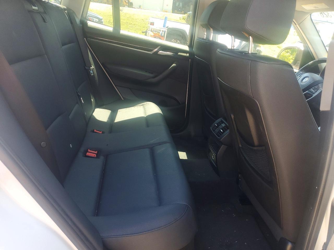 2015 BMW X3 xDrive28I - zdjęcie 11