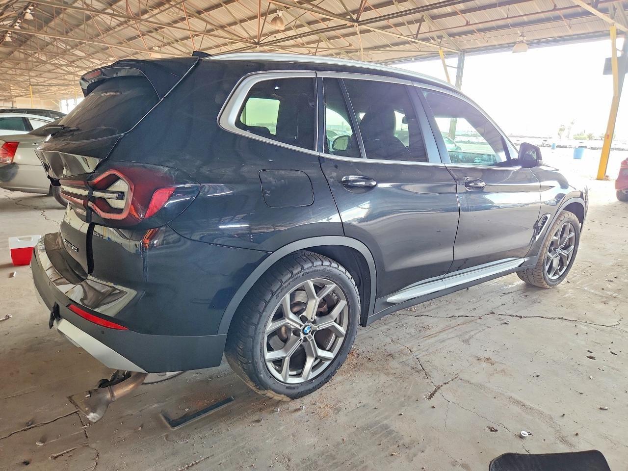 2023 BMW X3 xDrive30I - zdjęcie 3