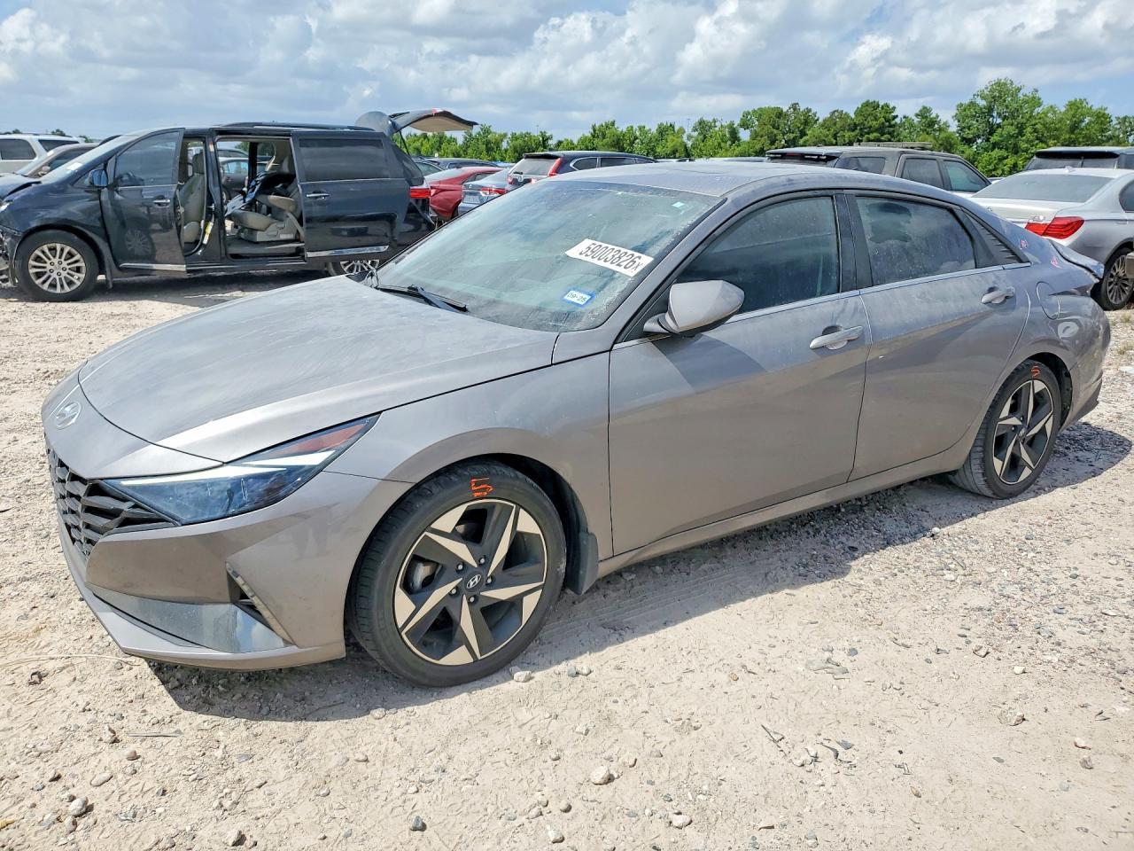 2021 Hyundai Elantra Limited - zdjęcie główne