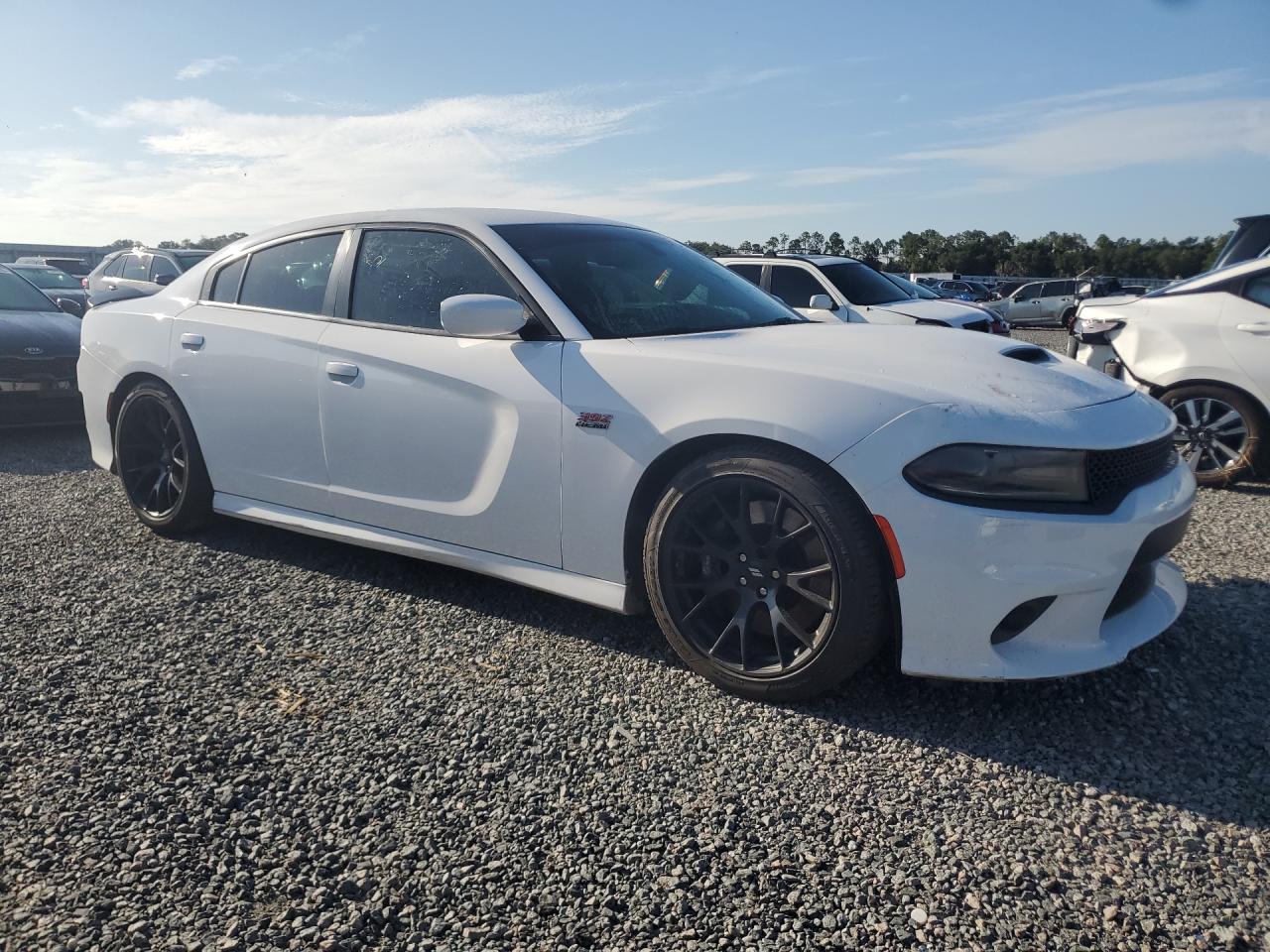2017 Dodge Charger R - zdjęcie 4