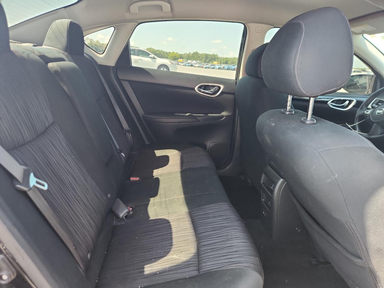 2019 Nissan Sentra Sv - zdjęcie 10