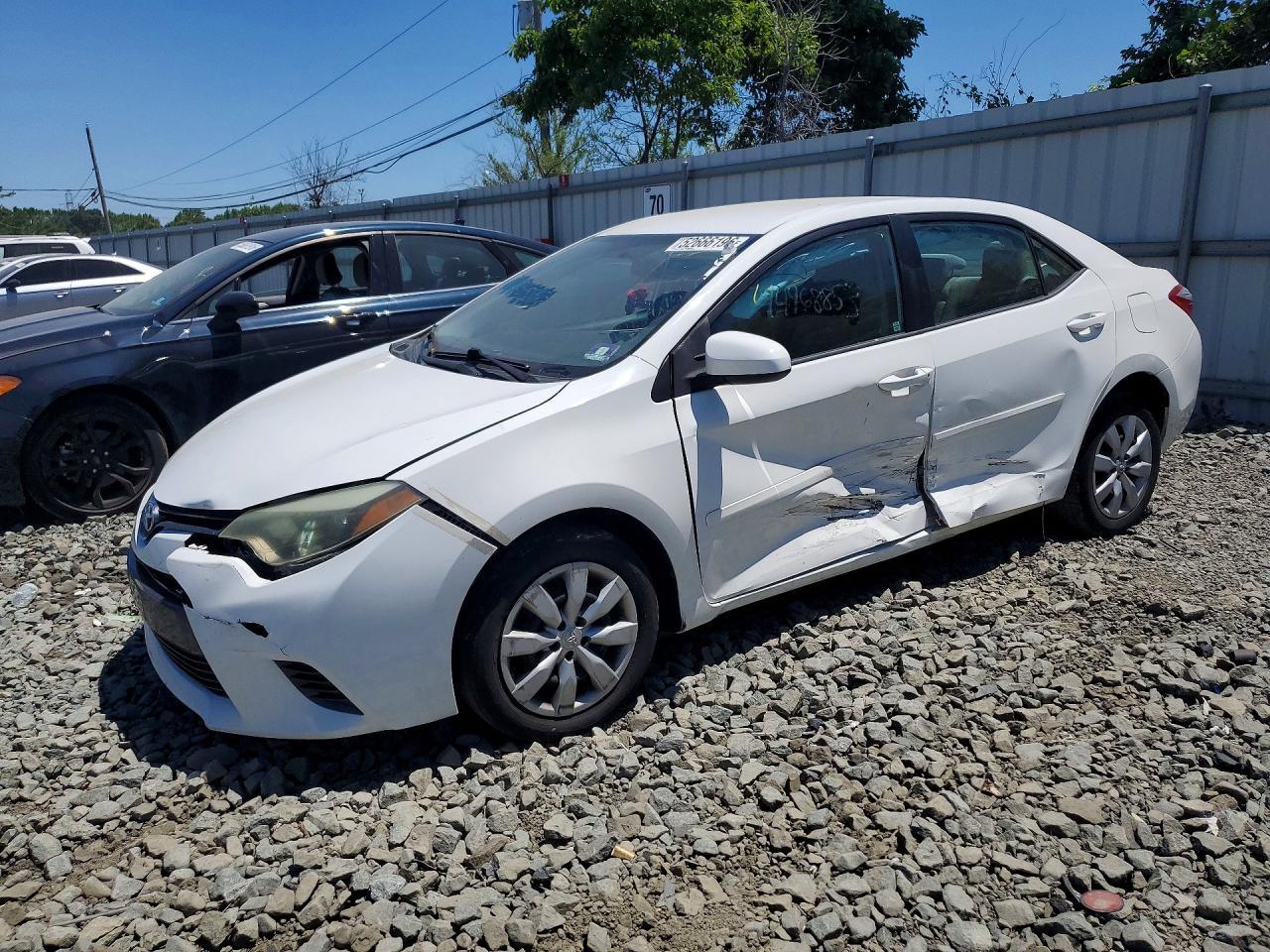 2015 Toyota Corolla Le - zdjęcie główne