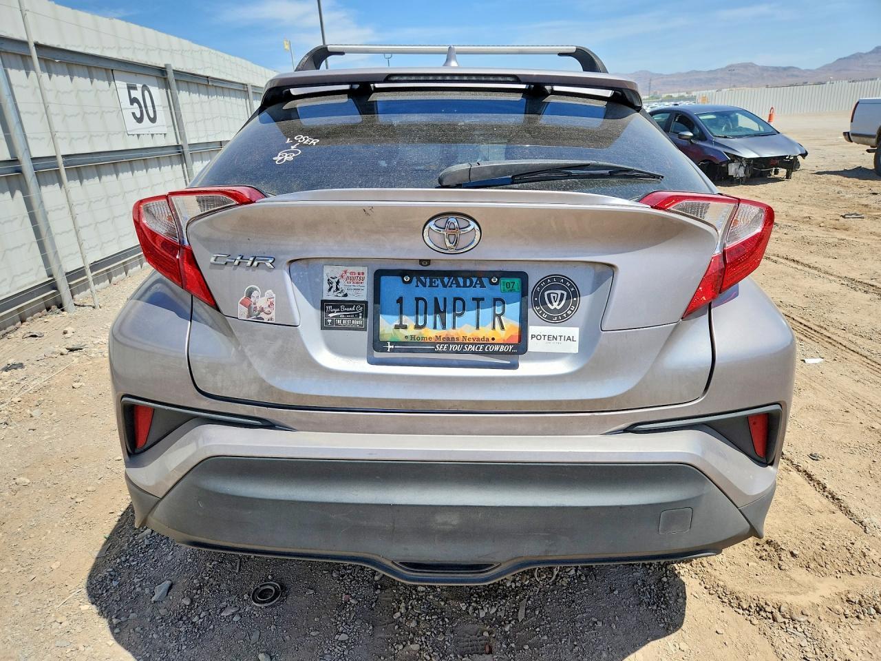 2019 Toyota C-Hr Le - zdjęcie 6