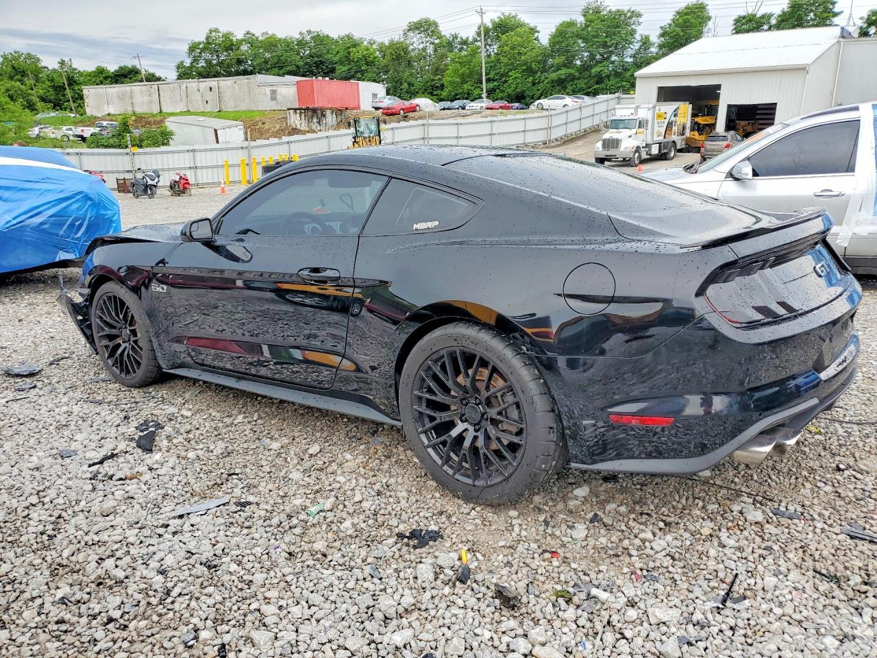 2018 Ford Mustang Gt - zdjęcie 2
