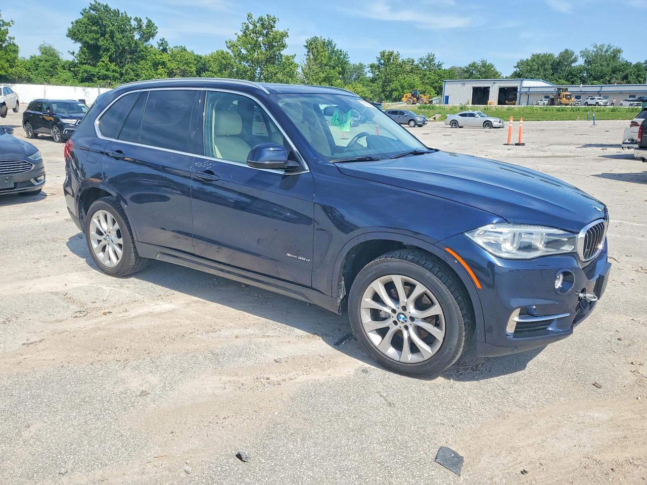2014 BMW X5 xDrive35D - zdjęcie 4
