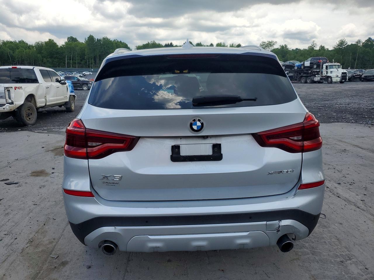 2019 BMW X3 xDrive30I - zdjęcie 6