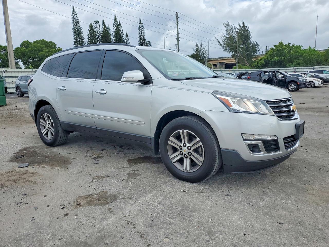 2016 Chevrolet Traverse Lt - zdjęcie 4