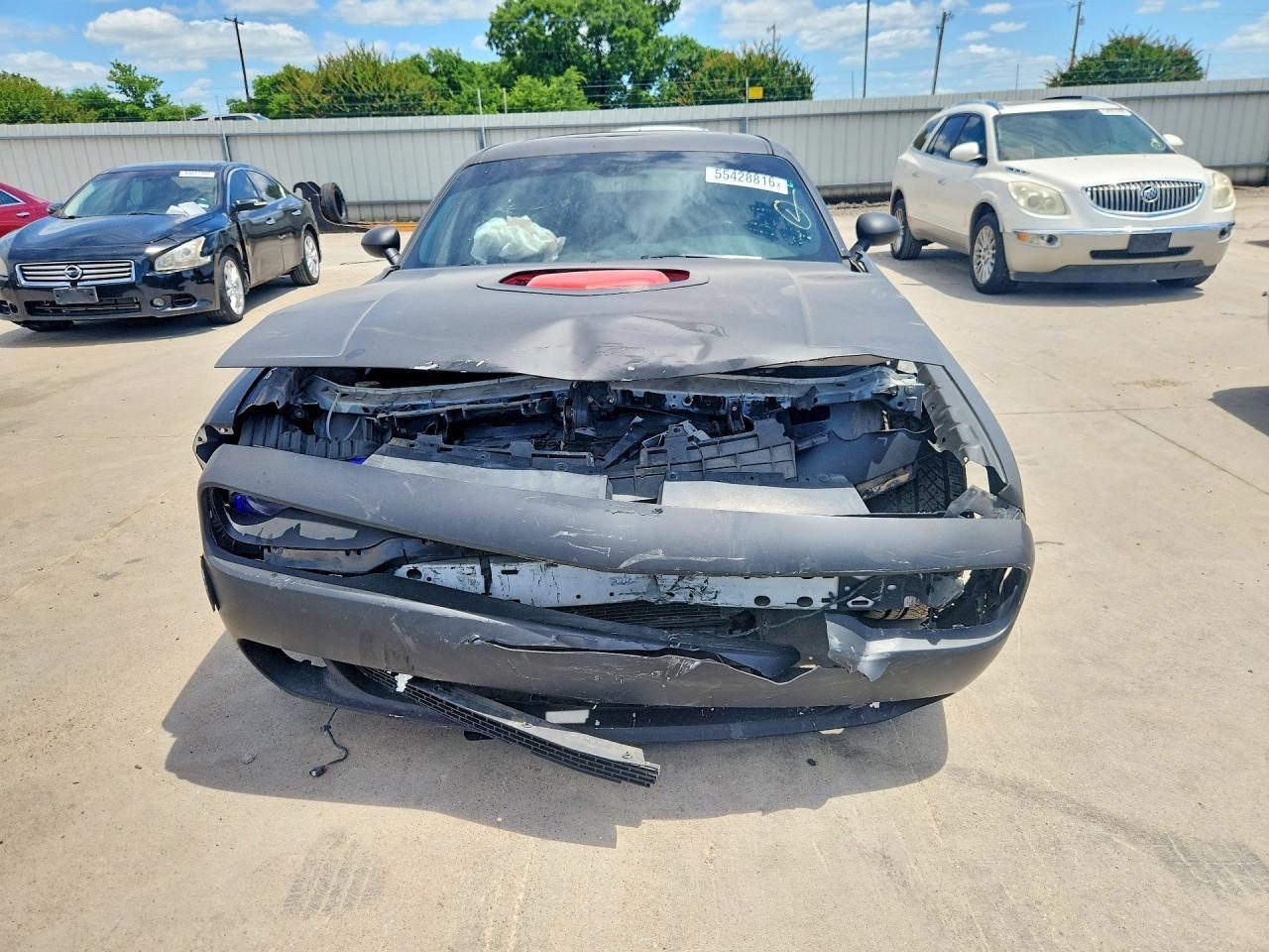 2016 Dodge Challenger R - zdjęcie 5
