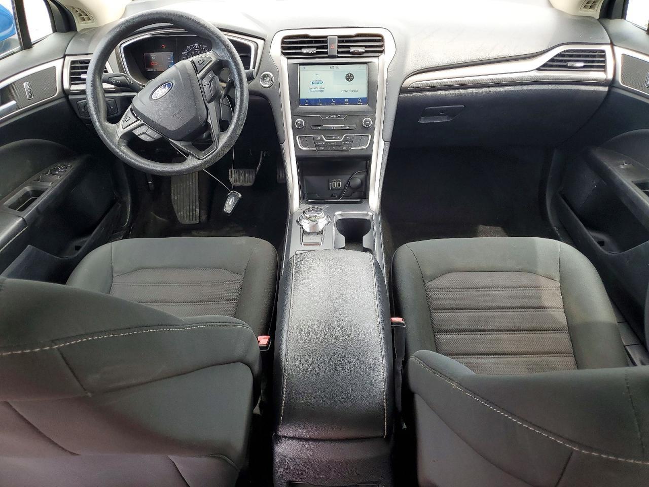 2020 Ford Fusion Se - zdjęcie 8