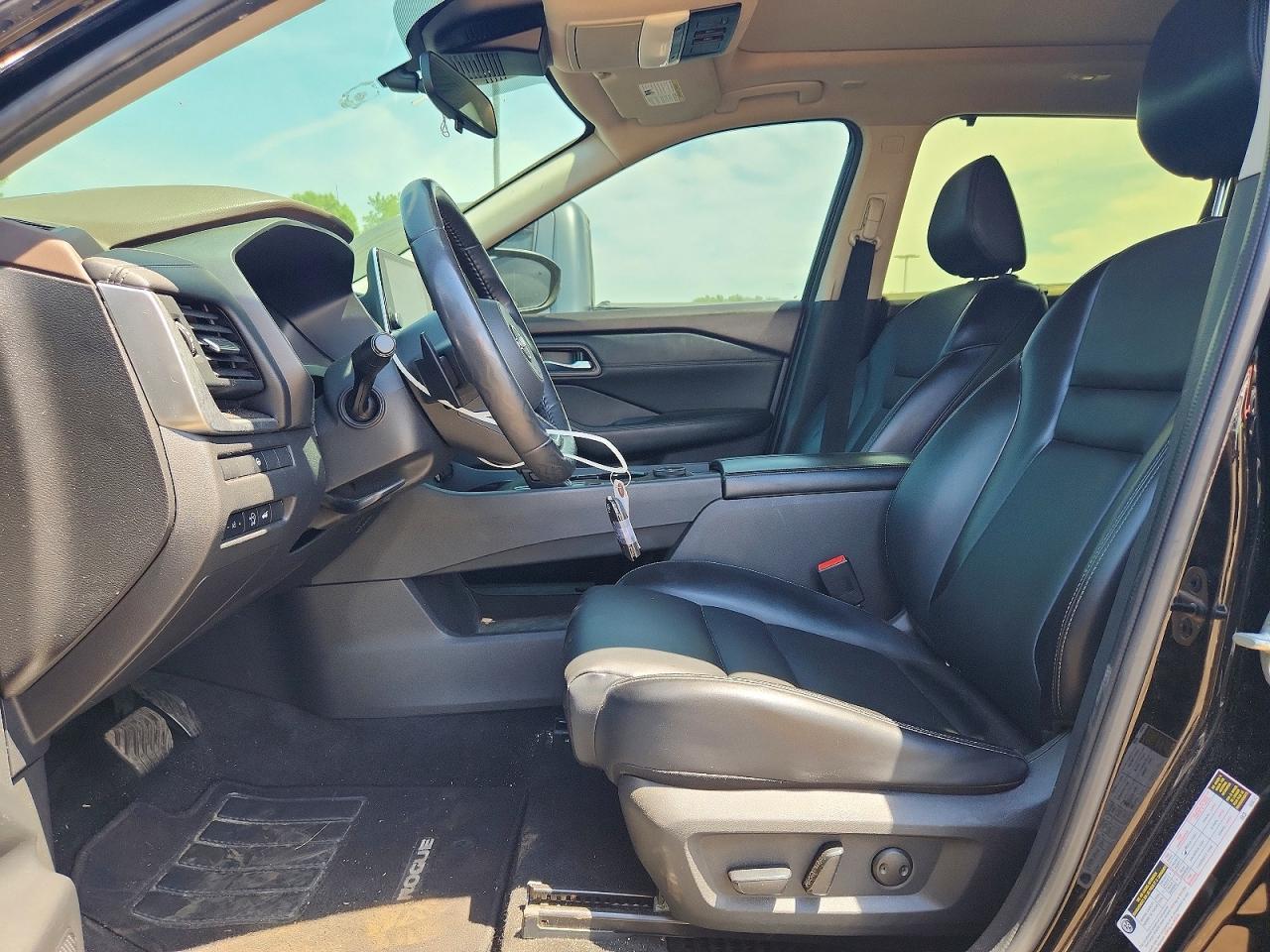 2023 Nissan Rogue Sv - zdjęcie 7