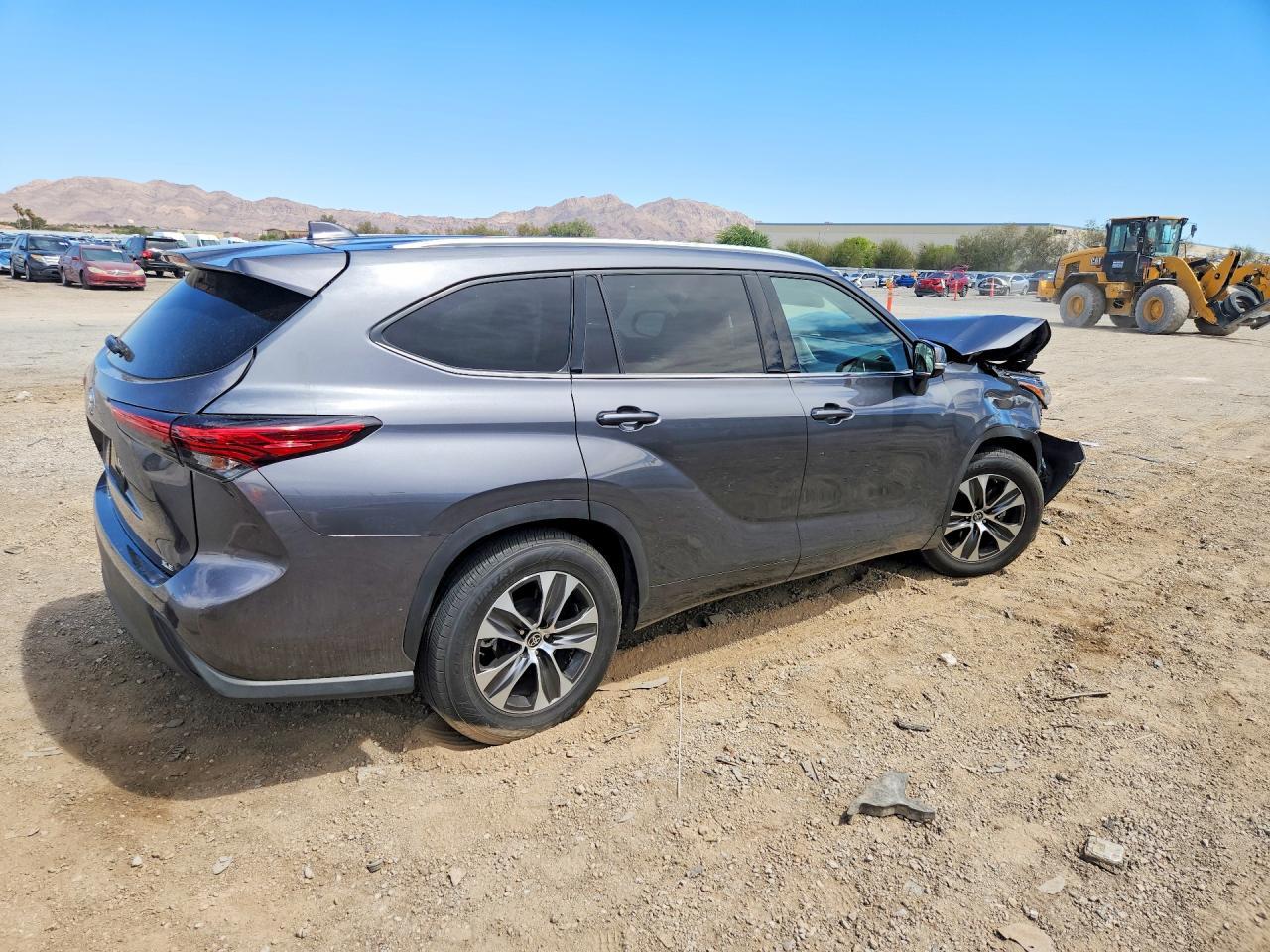 2021 Toyota Highlander Xle - zdjęcie 3