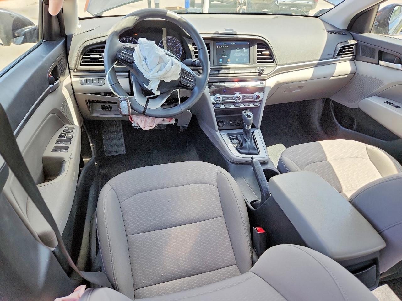2020 Hyundai Elantra Value Edition - zdjęcie 8