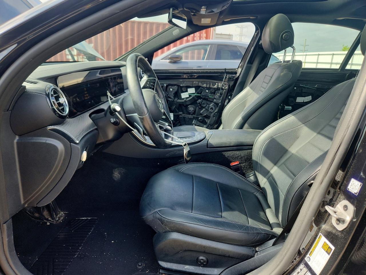 2021 Mercedes-Benz E 450 4Matic - zdjęcie 7