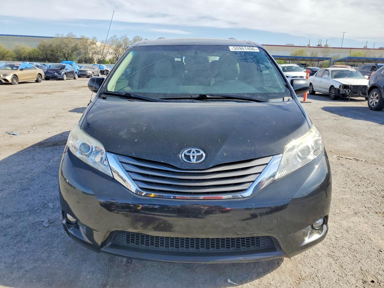 2014 Toyota Sienna Xle 8-Passenger - zdjęcie 5