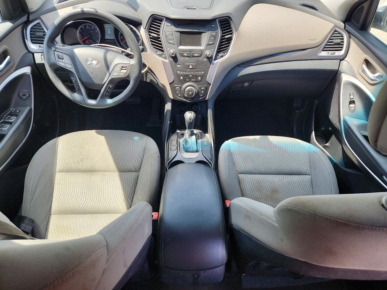 2016 Hyundai Santa Fe Se - zdjęcie 8