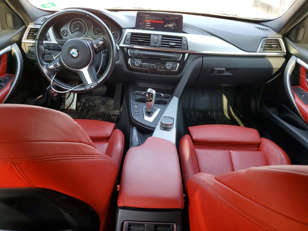 2018 BMW 330 Xi - zdjęcie 8