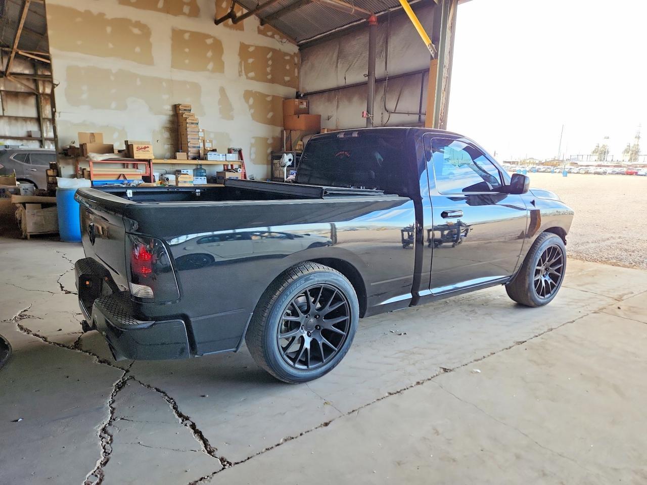 2019 Ram 1500 Classic Tradesman - zdjęcie 3