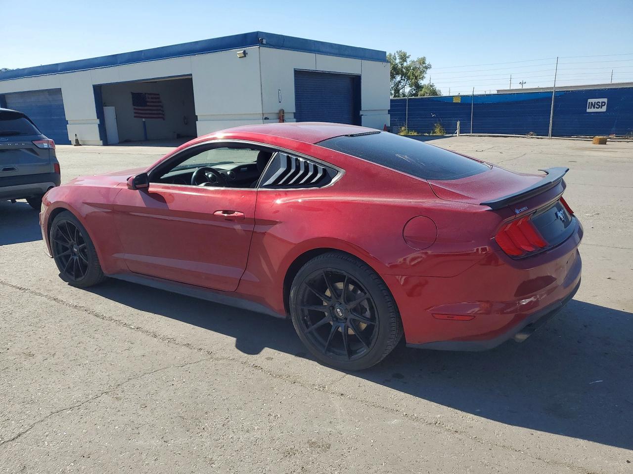 2018 Ford Mustang - zdjęcie 2