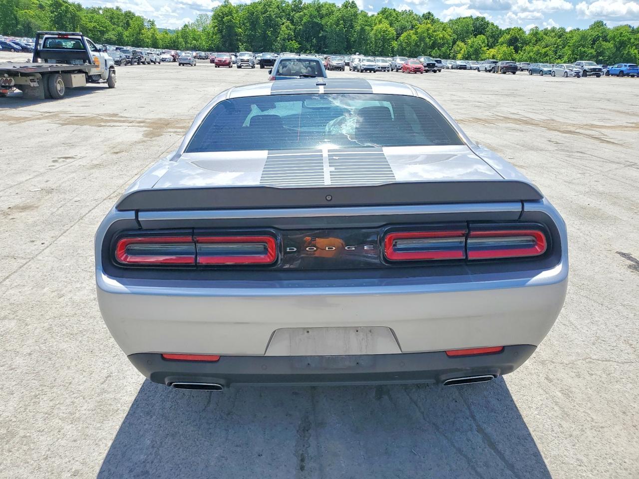 2016 Dodge Challenger Sxt - zdjęcie 6