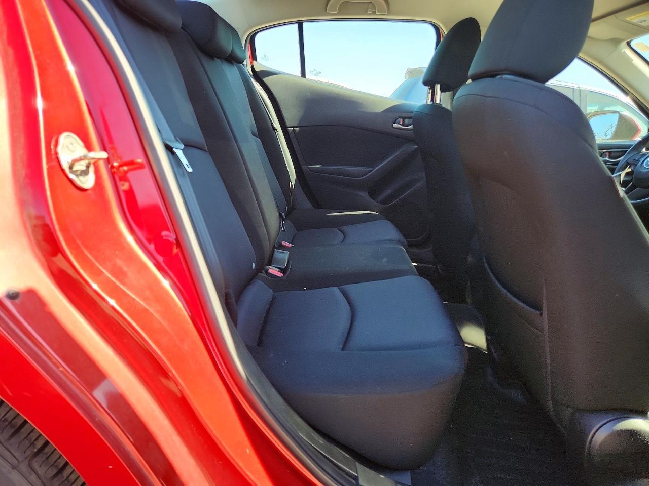 2016 Mazda 3 Sport - zdjęcie 10